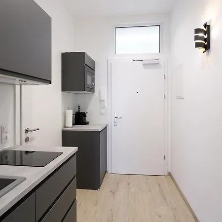 Wf-Apartment Zentral, Trendig & Modern, Westbahnhof Vienna Exterior photo