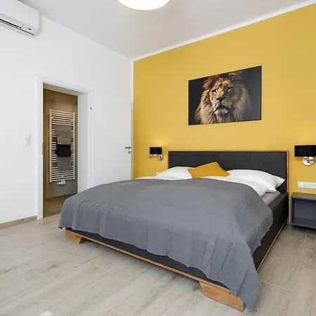 Wf-Apartment Zentral, Trendig & Modern, Westbahnhof Vienna Exterior photo