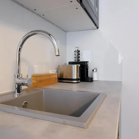 Wf-Apartment Zentral, Trendig & Modern, Westbahnhof Vienna Exterior photo