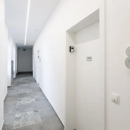 Wf-Apartment Zentral, Trendig & Modern, Westbahnhof Vienna Exterior photo