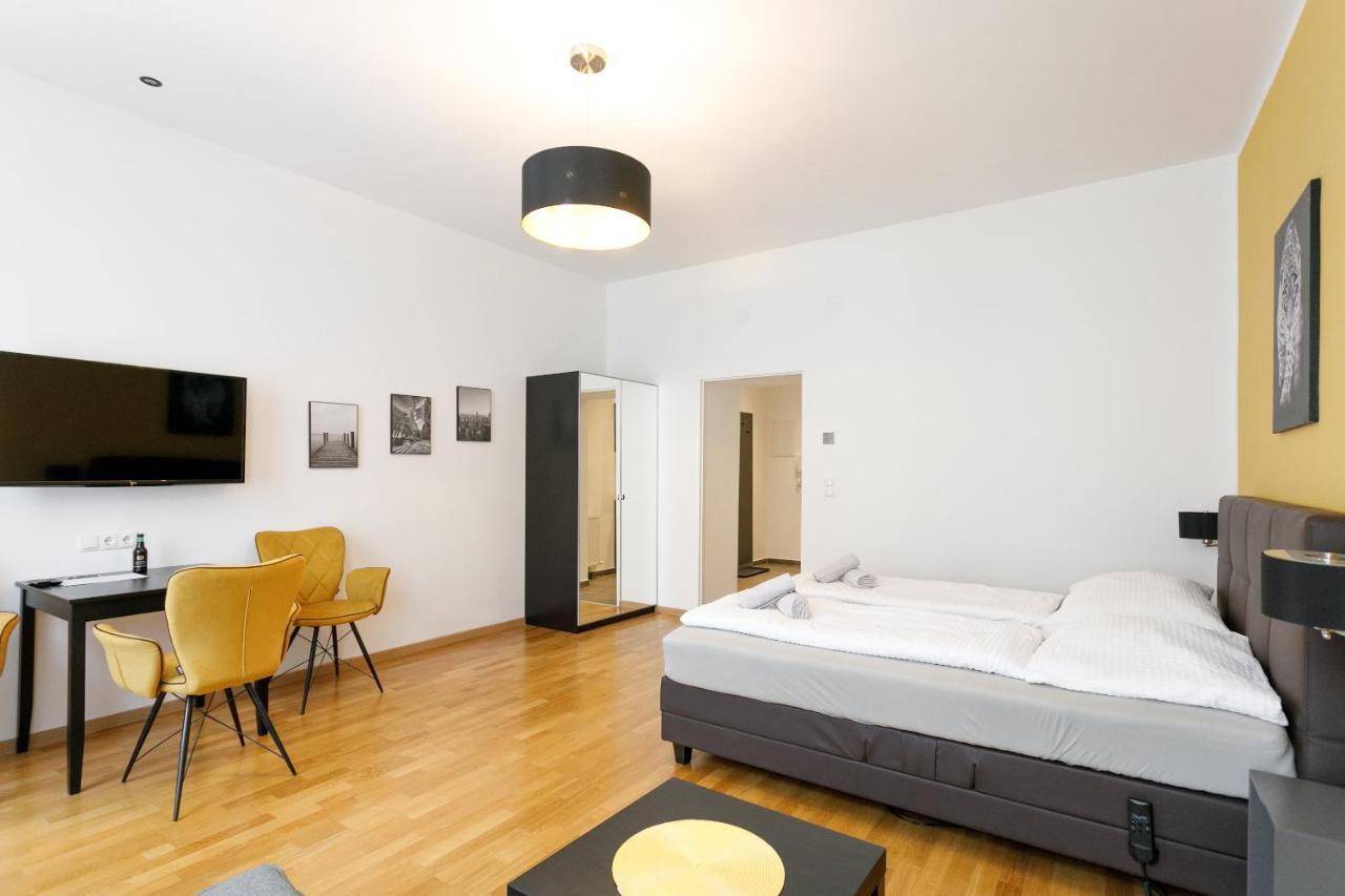 Apartamento Wf-apartment Zentral, Trendig & Modern, Westbahnhof Viena