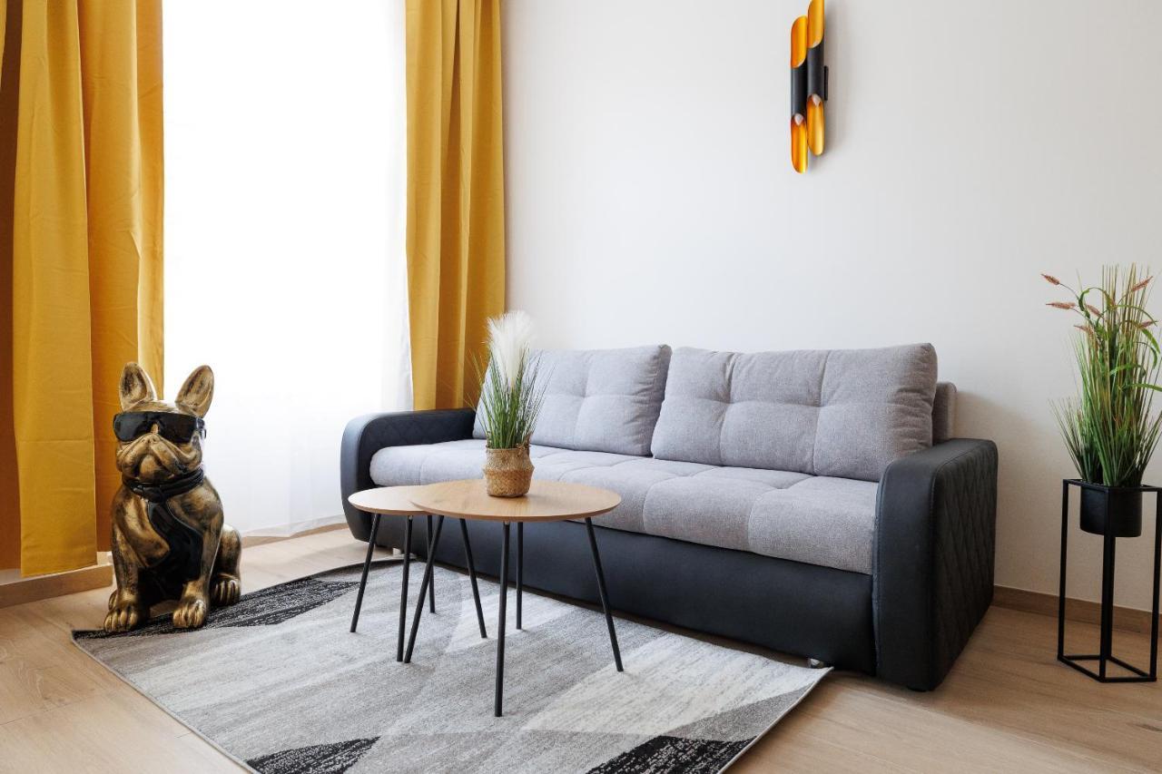 Wf-apartment Zentral, Trendig & Modern, Westbahnhof Apartamento Viena